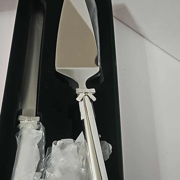 Kate Spade / Lenox Grace Avenue 2 Piece Dessert Set - Picture 2 of 6